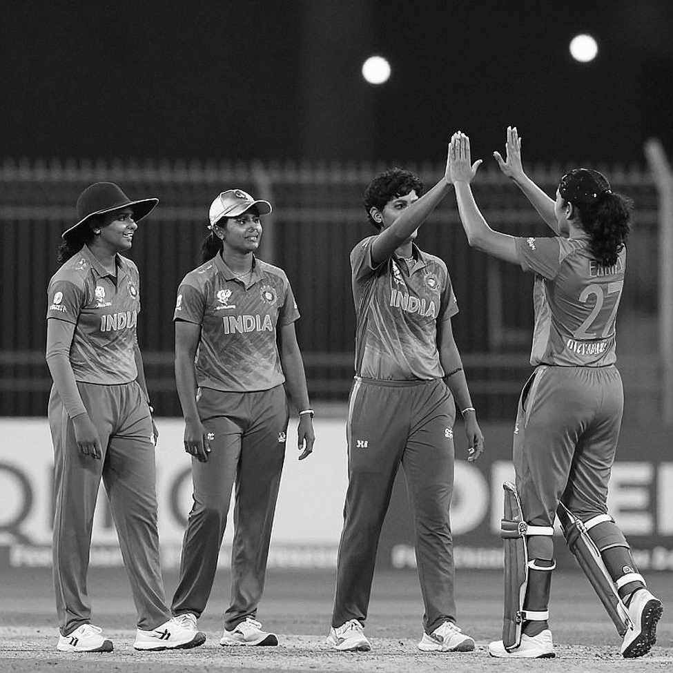 Cricket's Data Audit Trail: Where Blockchain Ledgers Work, and Where They Are Mere Stagecraft Cricket's Data Audit Trail: Where Blockchain Ledgers Work, and Where They Are Mere Stagecraft