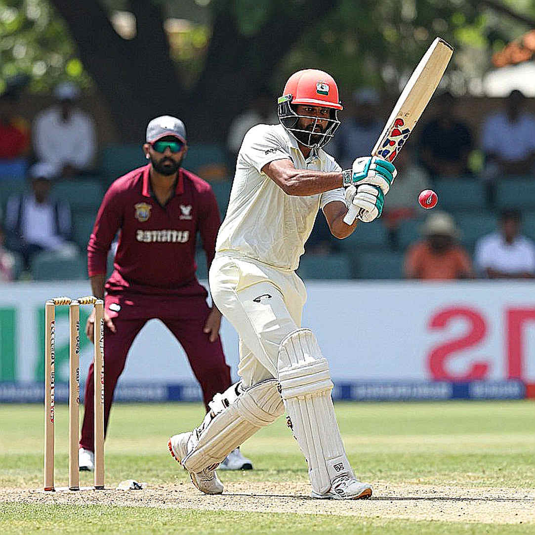 লেজার আর স্কোরবুকের মাঝখানে: ক্রিকেটের দলবদল বাজারে ব্লকচেইন কী বদলাচ্ছে, আর কী বদলাচ্ছে না