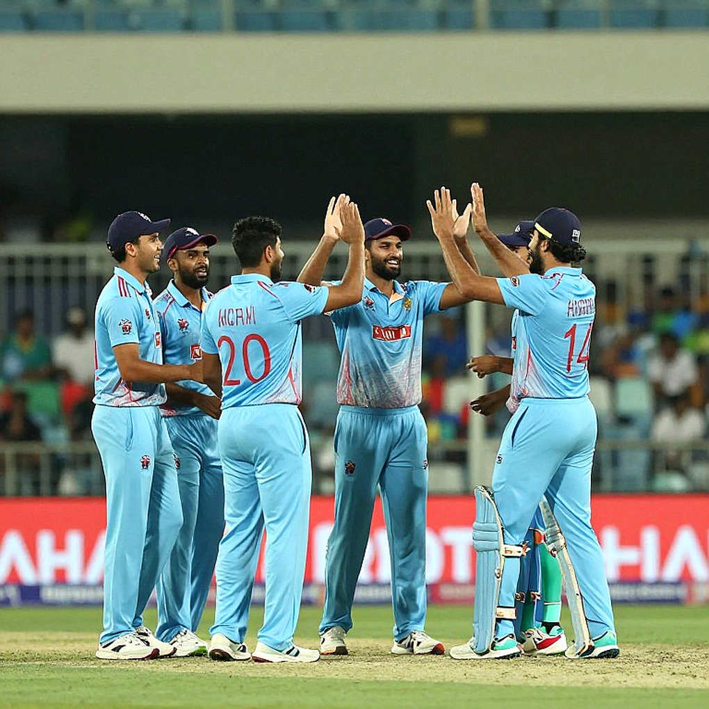 ২১৮ তাড়ার পাঁচ উইকেট: লেজেন্ডস টি-টোয়েন্টিতে ফল আর প্রক্রিয়ার ফাঁক